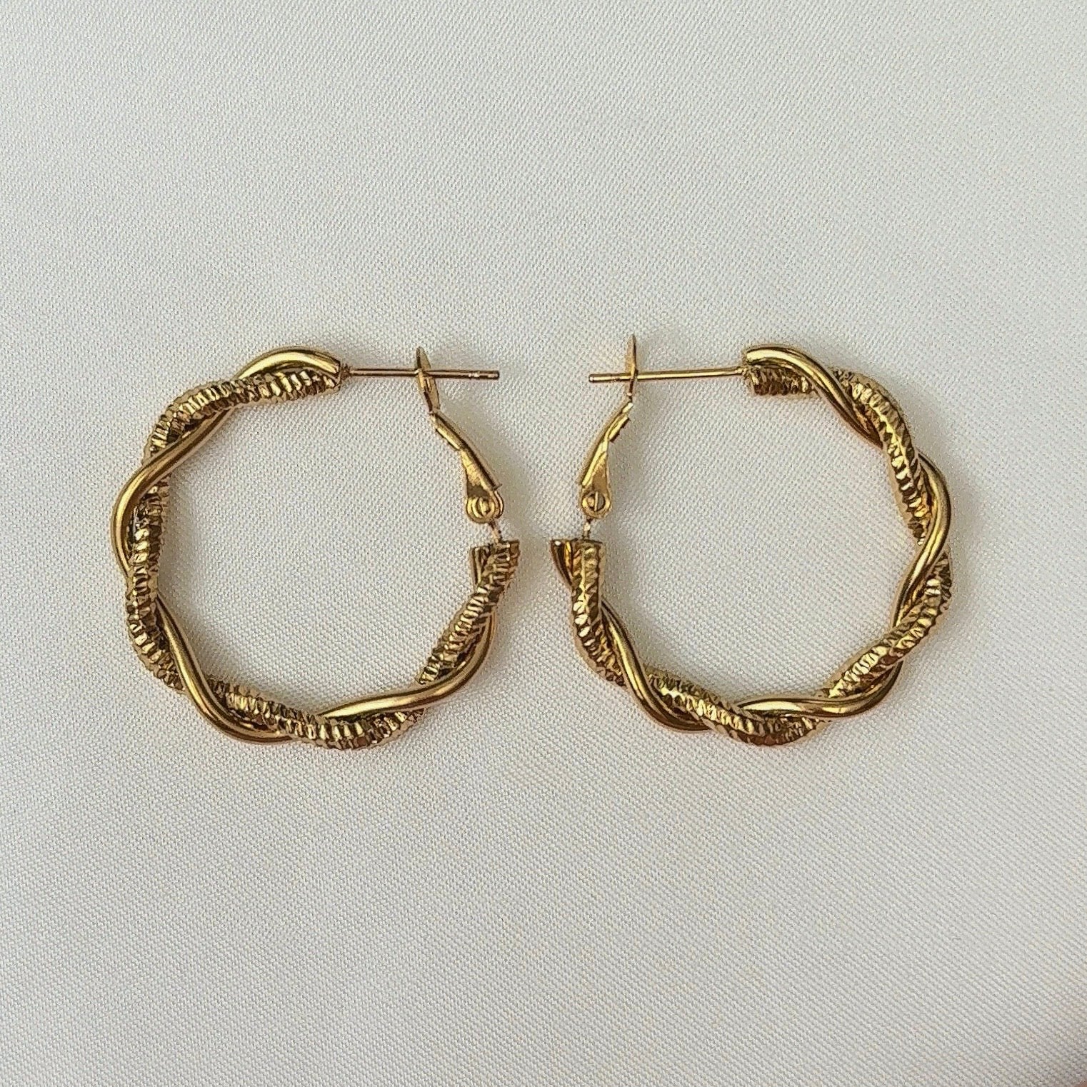 Twist Hoop | Oorbel