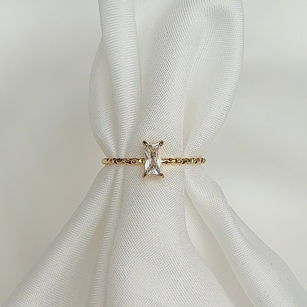Single Emerald | Ring