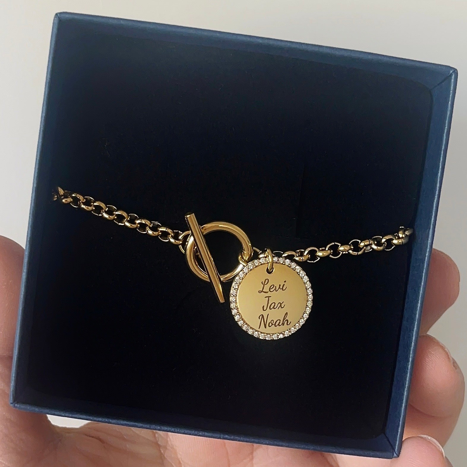 Hanger met Diamantjes Goud | Graveerbare Armband