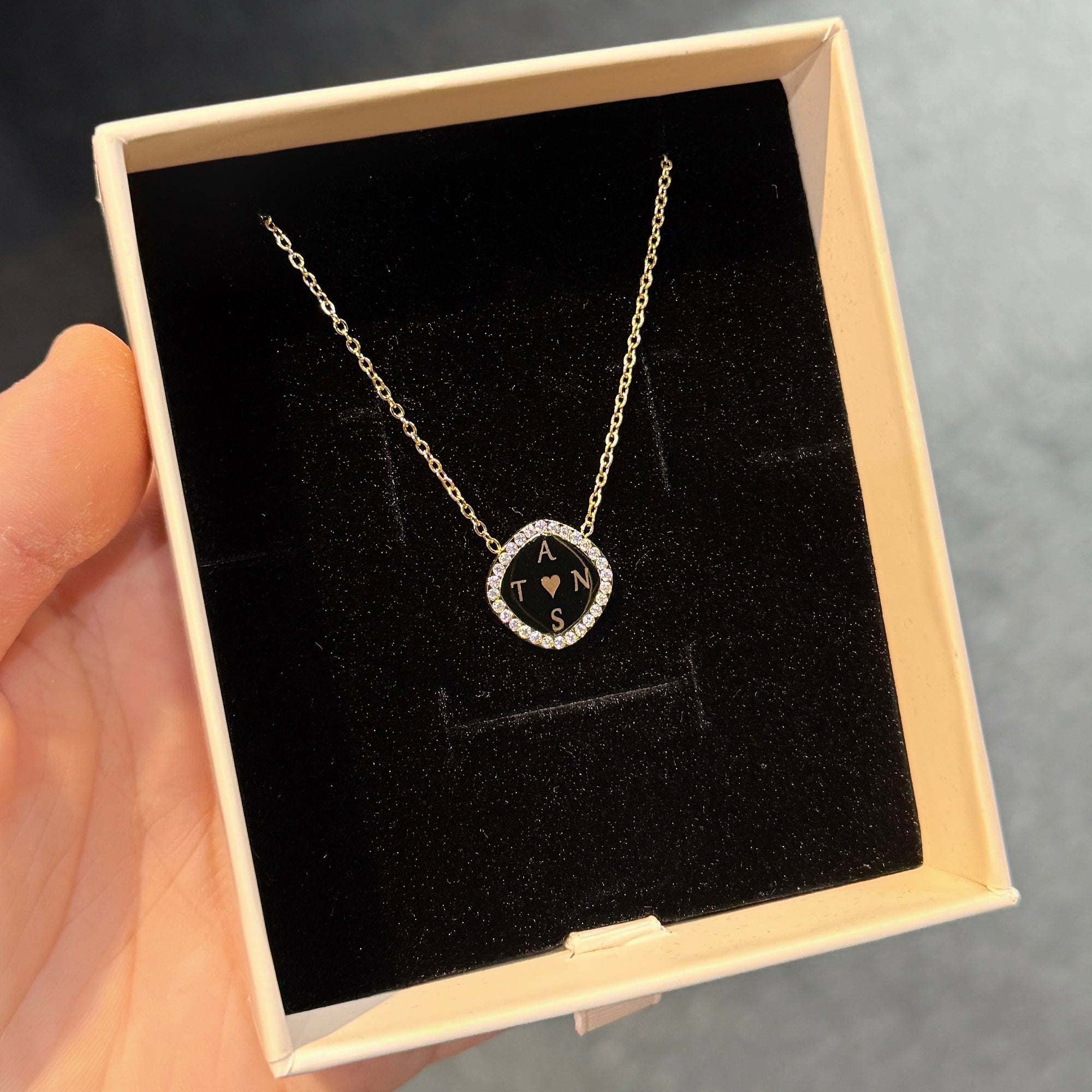 Diamantjes Naamketting Goud | Graveerbare Ketting