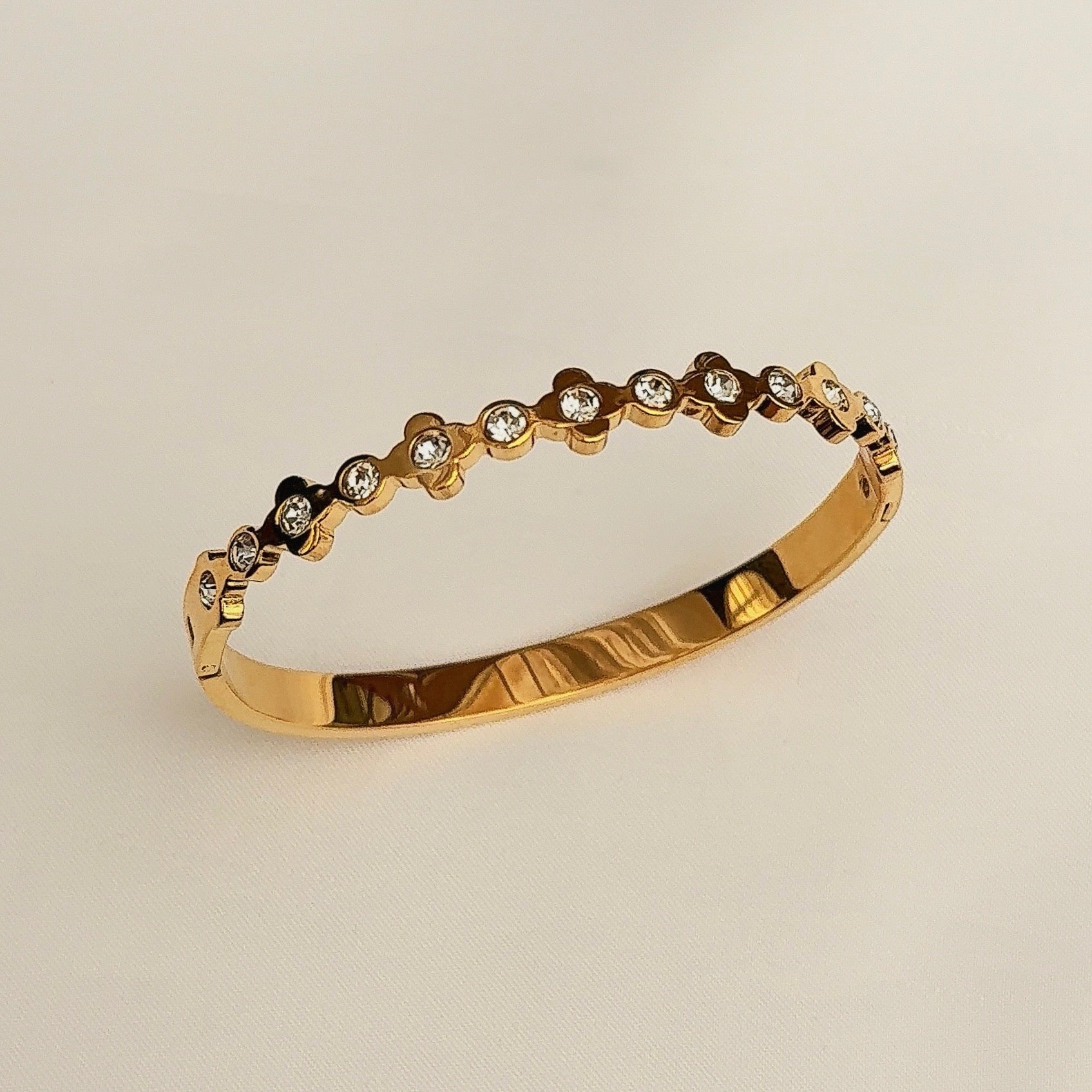 Yelisa | Bangle