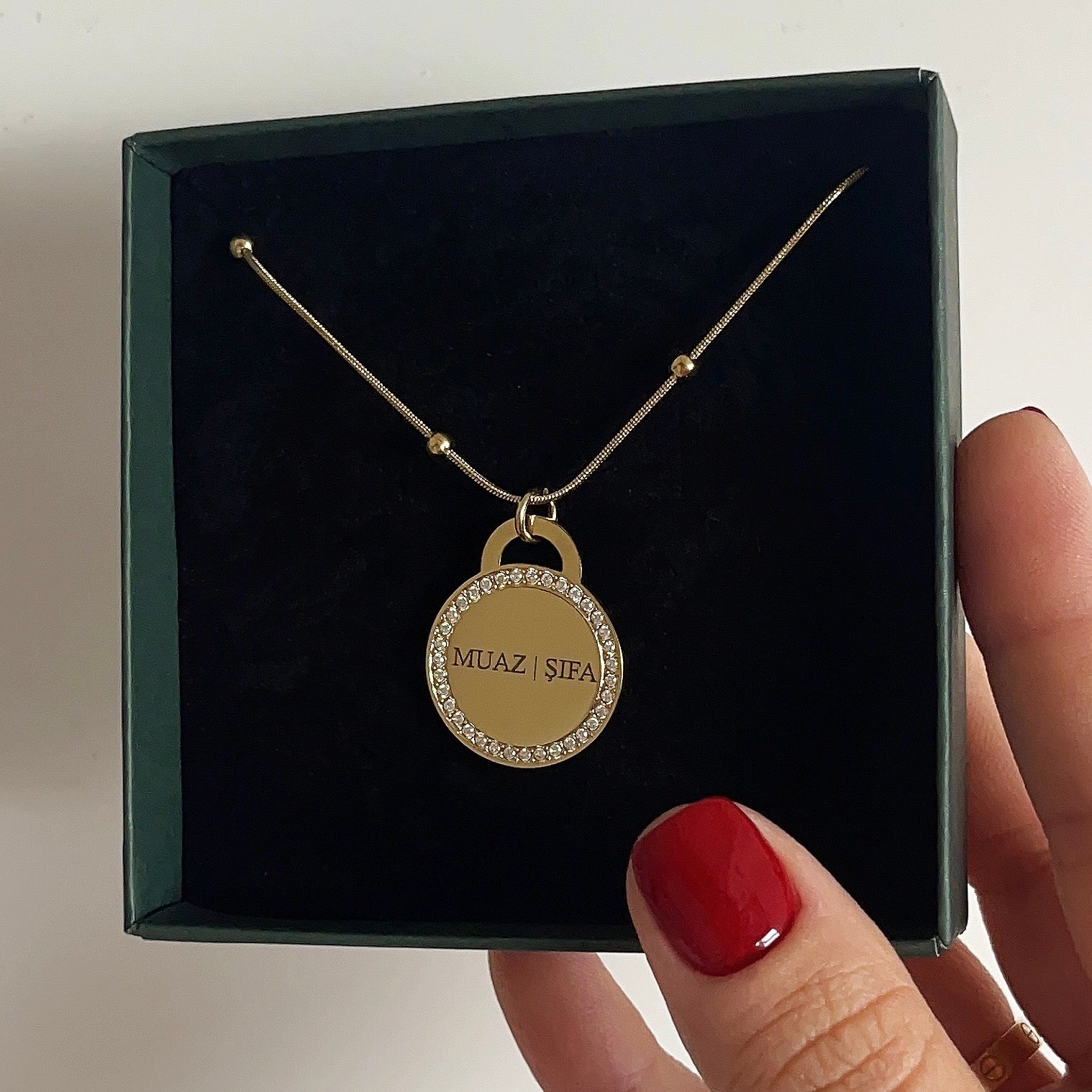 Ronde Naamketting met Diamantjes | Graveerbare Ketting