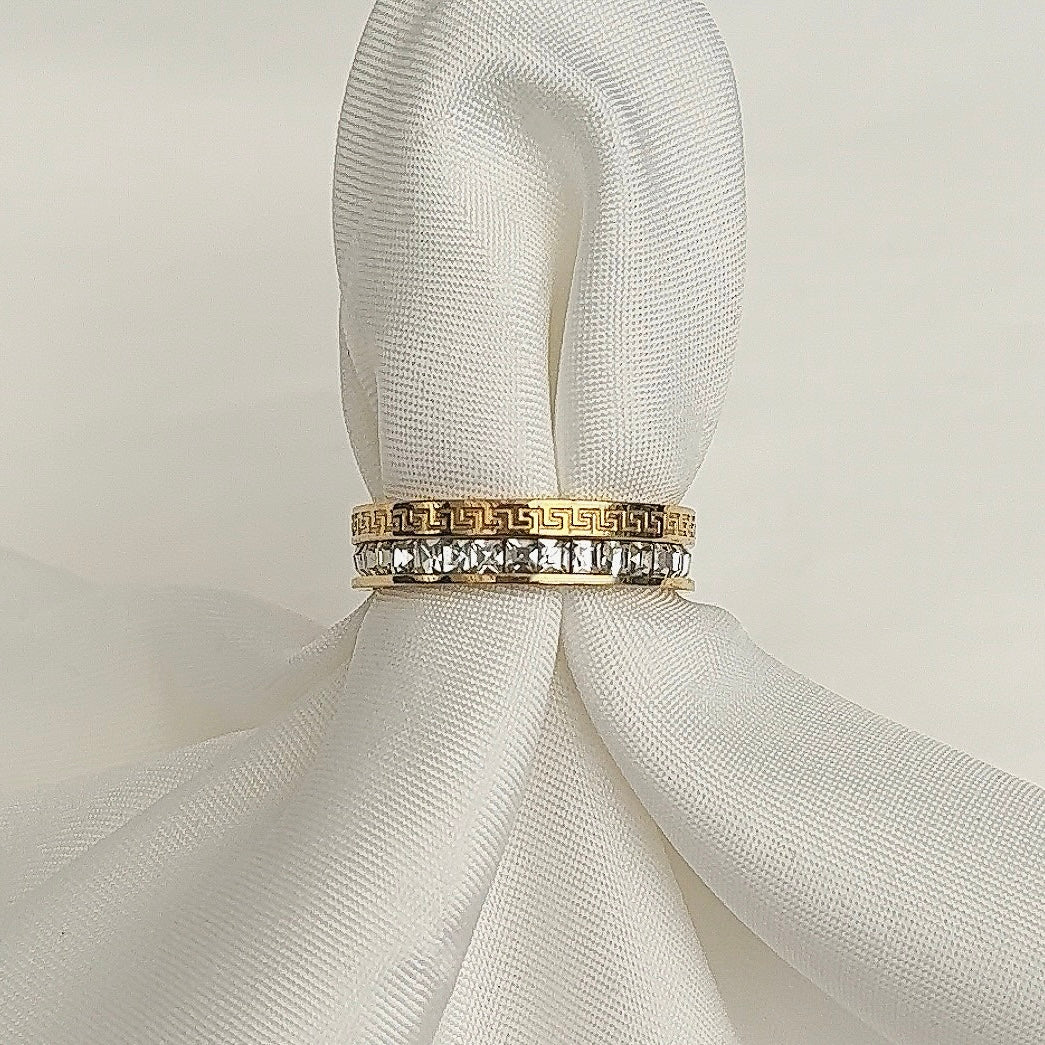 Lizi Flora | Ring