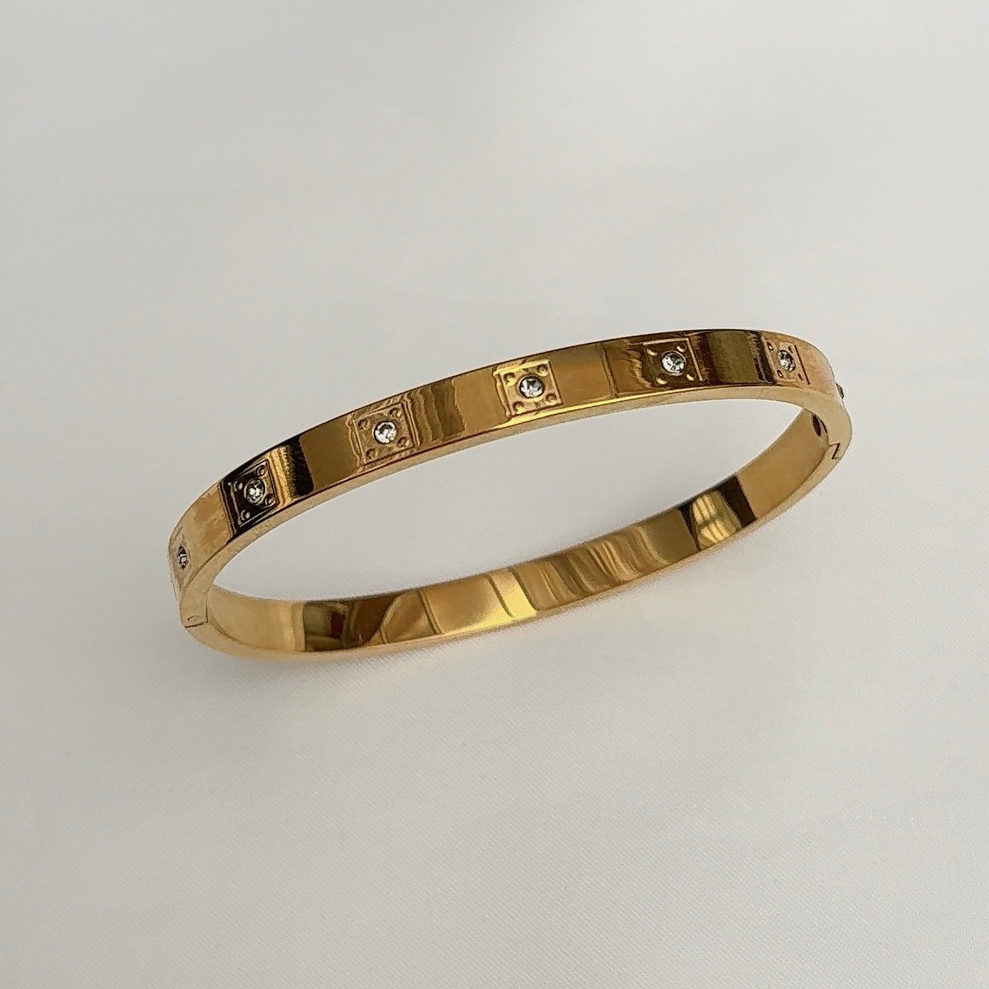 Selina | Bangle