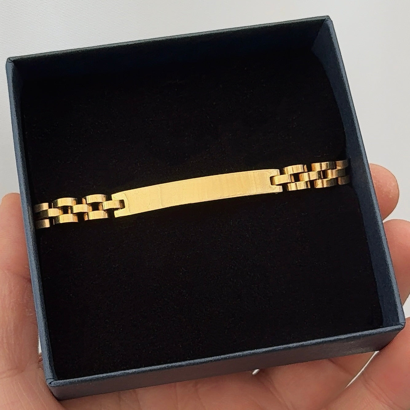 Velia Armband met Naam Goudkleurig | Graveerbare Armband