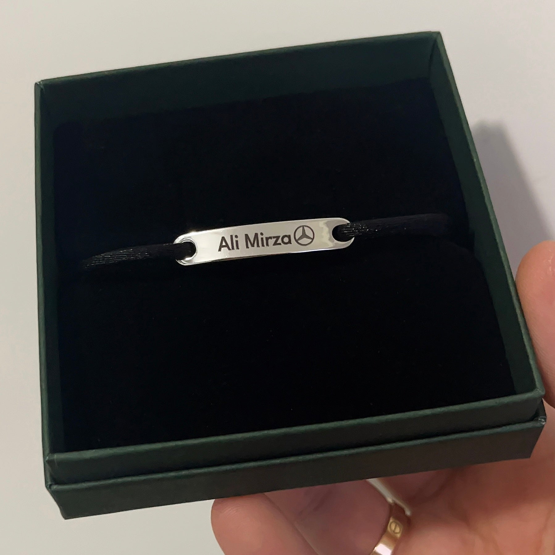 Satijnen Bar met Naam | Graveerbare armband