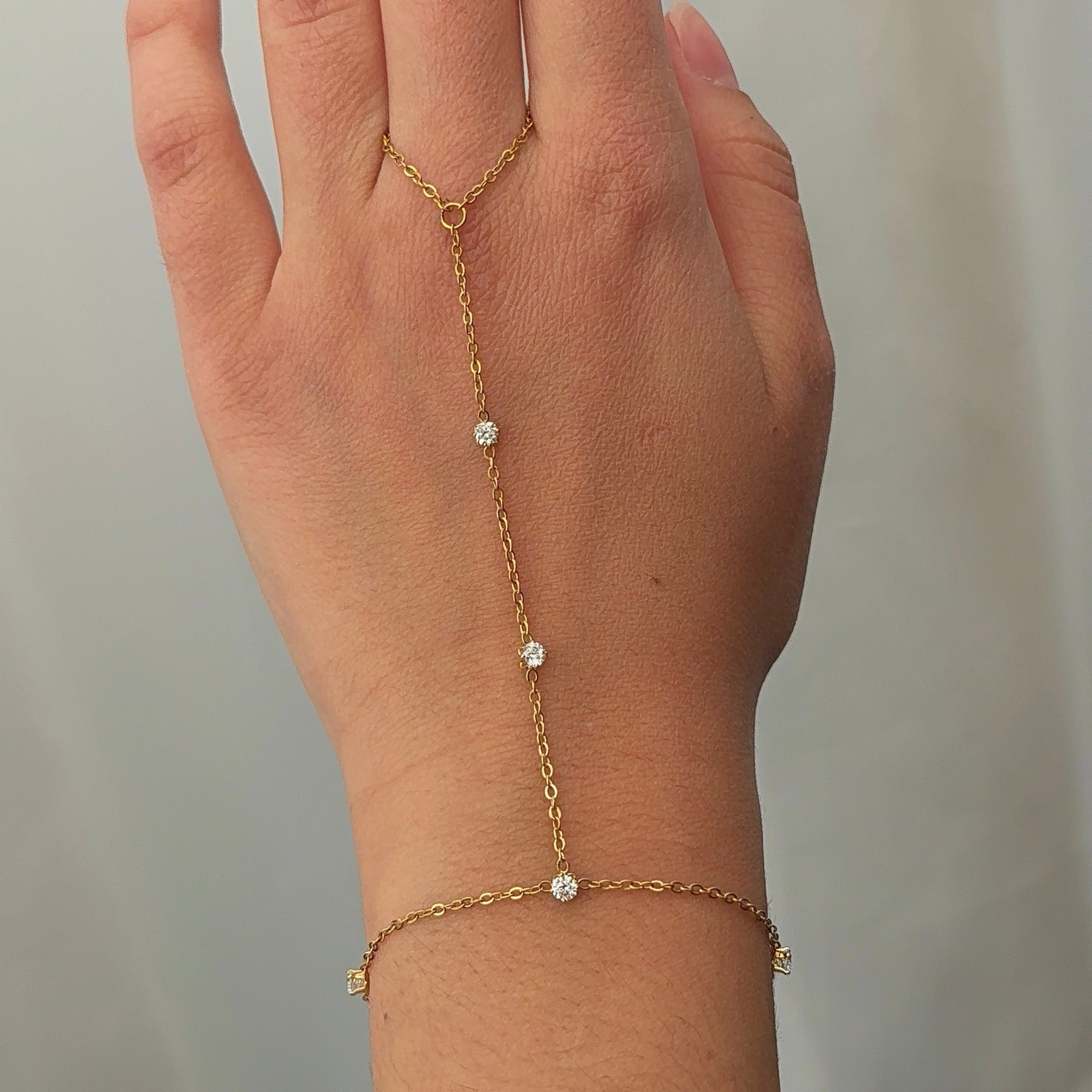 Diamond Dots | Handchain