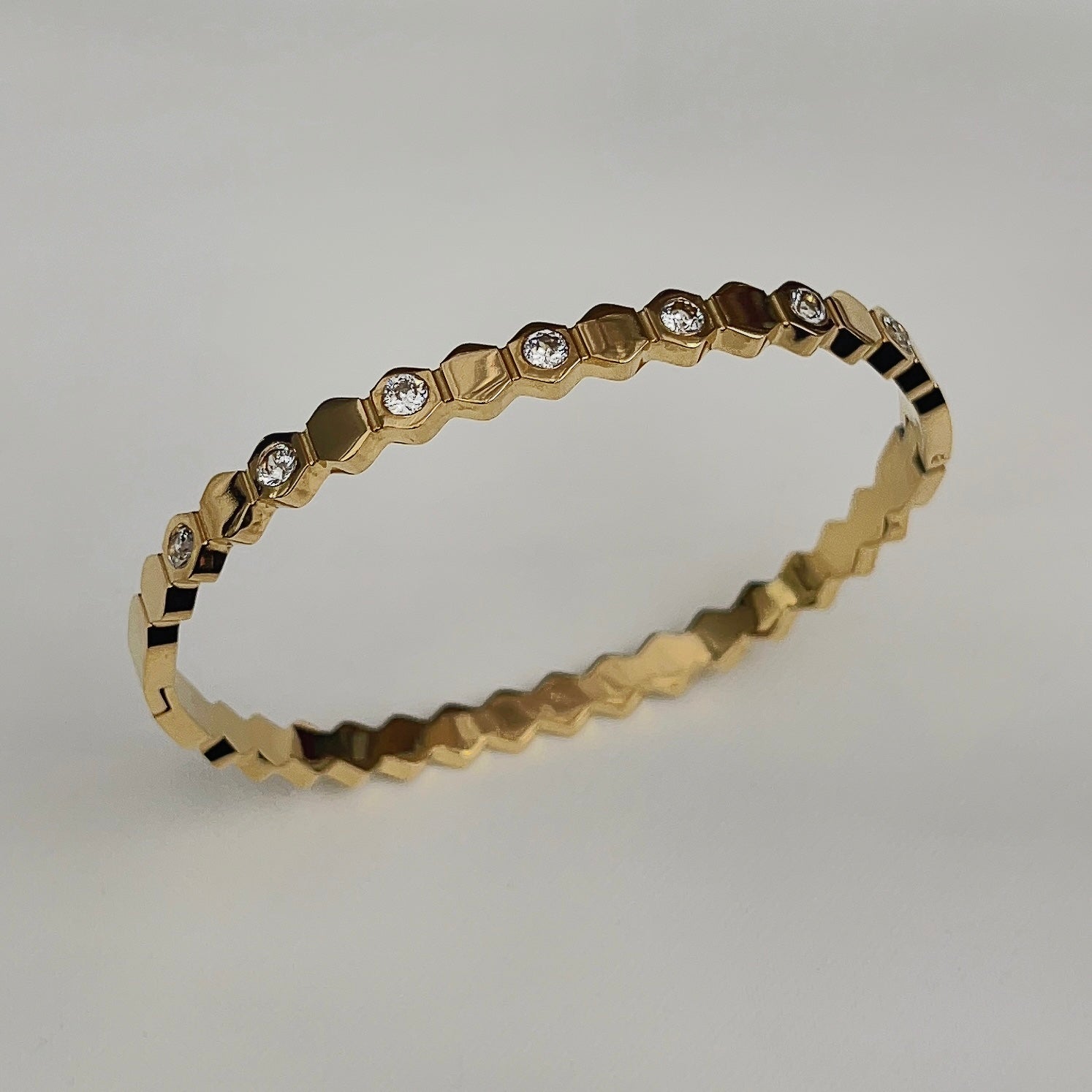 Gouden Armband met steentjes