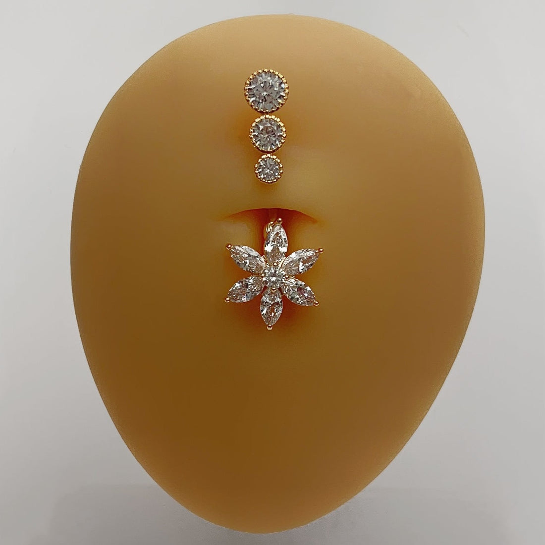 Goldene Diamantblume | Bauchnabelpiercing
